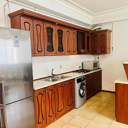 Republic Square Apartment Jerevan Exteriér fotografie
