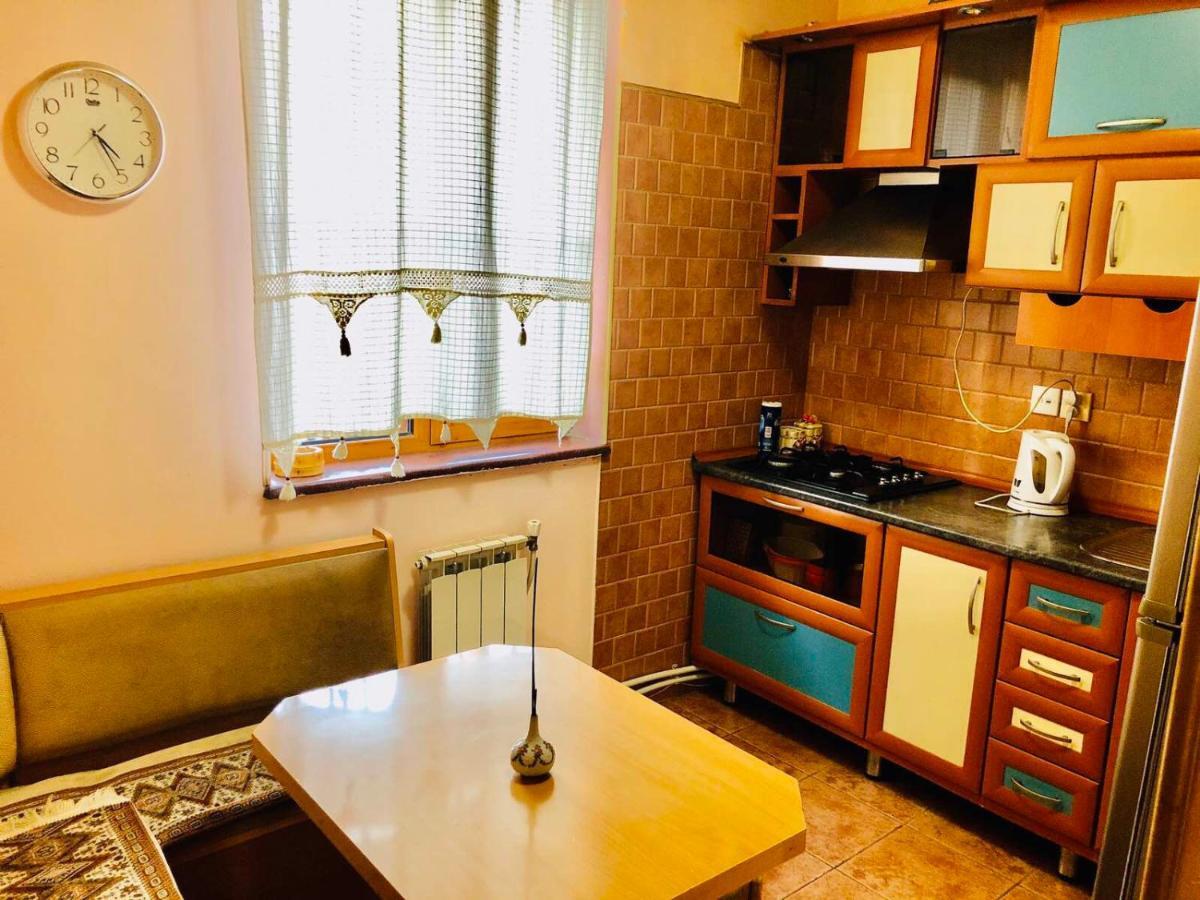 Republic Square Apartment Jerevan Exteriér fotografie